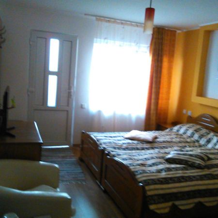 Pensiunea Lucia Ana Cluj-Napoca Exterior foto