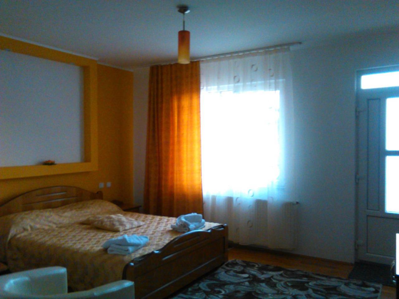 Pensiunea Lucia Ana Cluj-Napoca Exterior foto